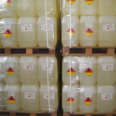 Kako CHP CAS 80 - 15 - 9 reagira s drugim kemikalijama?